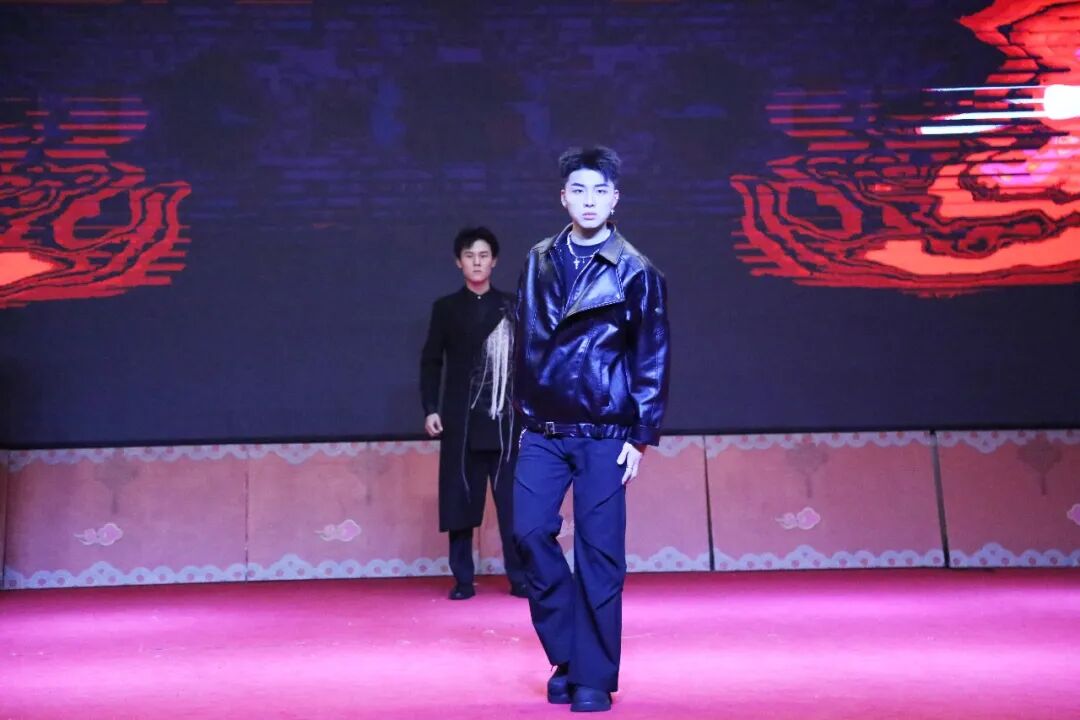 尊龙·凯时(官网)人生就是博!